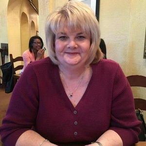 Meet your Posher, Nancy
