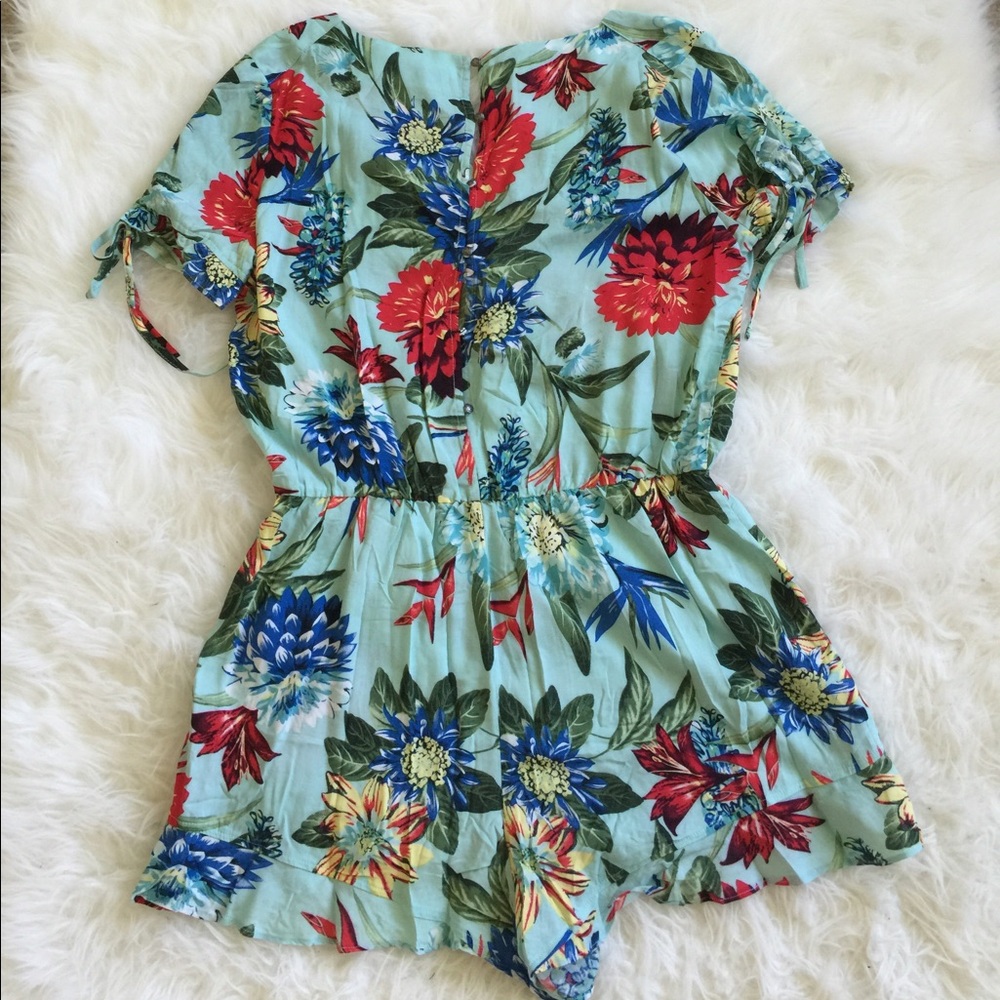 Sold-L - Picture 4 of 8