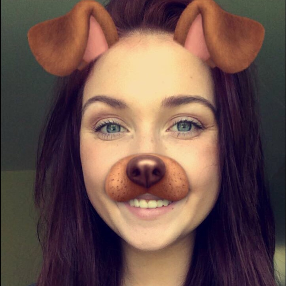 Meet your Posher, Makayla