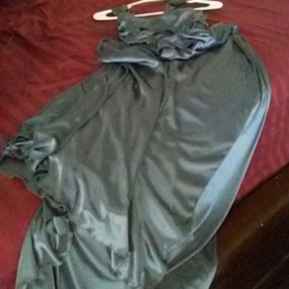 Formal Dresses Bundle - Picture 3 of 8