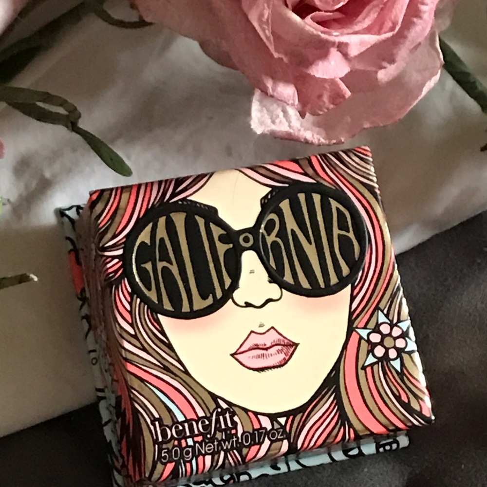 TRADE ONLY🌺🌸Benefit Galifornia Blush