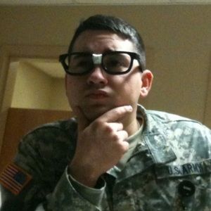 Meet your Posher, Larry