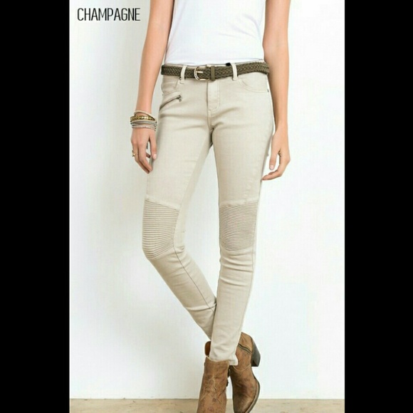 💕LAST ONE💕Chic Moto Jeans with ribbed knee - Picture 2 of 4