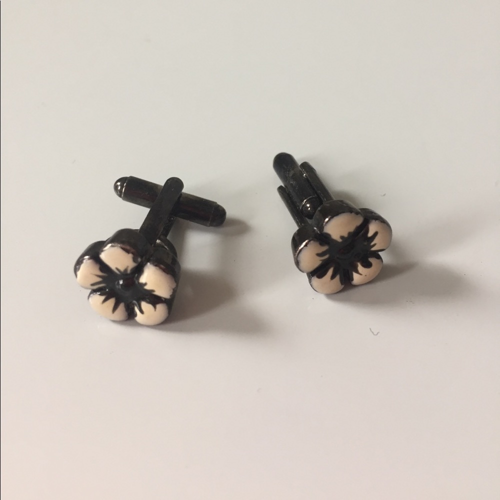 Anne Fontaine cufflinks