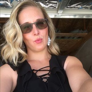 Meet your Posher, Anna