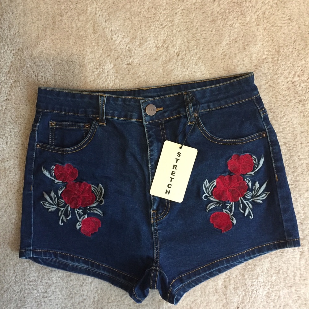 Embroidered shorts