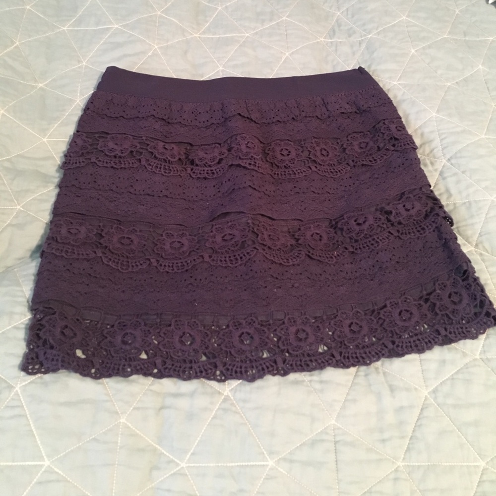 Navy blue laced skirt