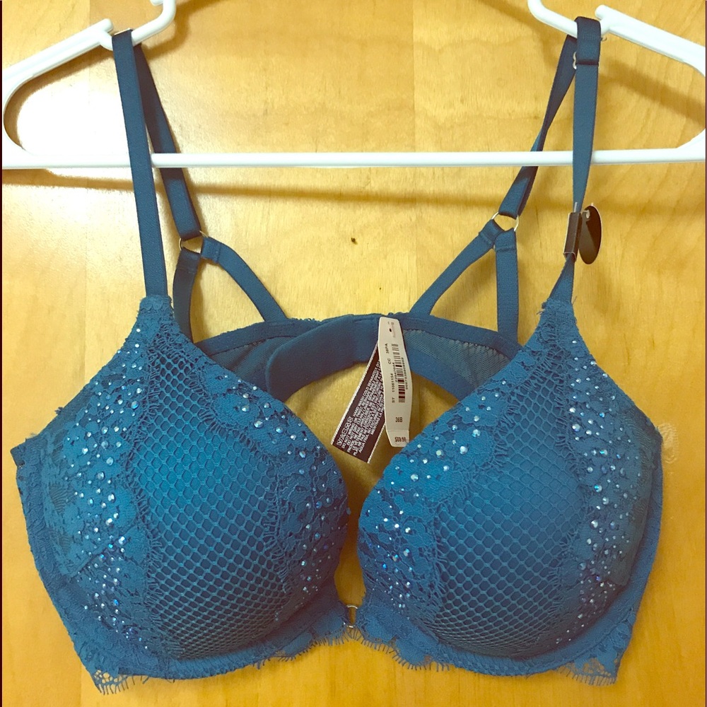 Victoria's Secret Bombshell Bra 36B NWT