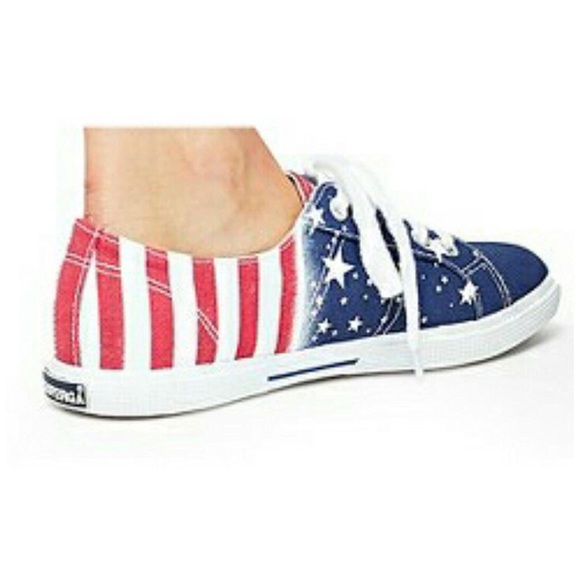 NWT Superga canvas American flag sneakers - Picture 3 of 4