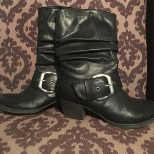 🎃 SALE! MIA boots