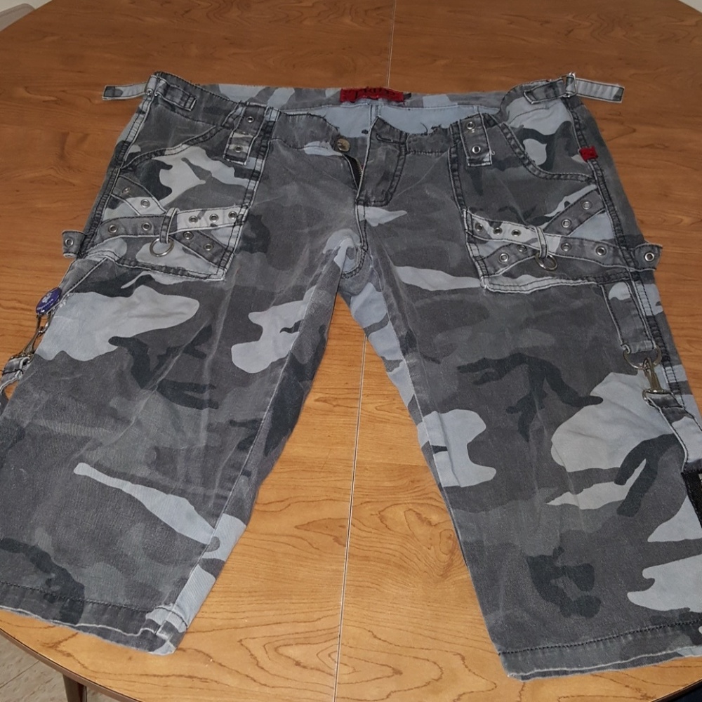 Grey Camo Capris