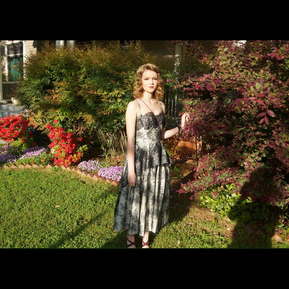 GORGEOUS Black Lace Gown