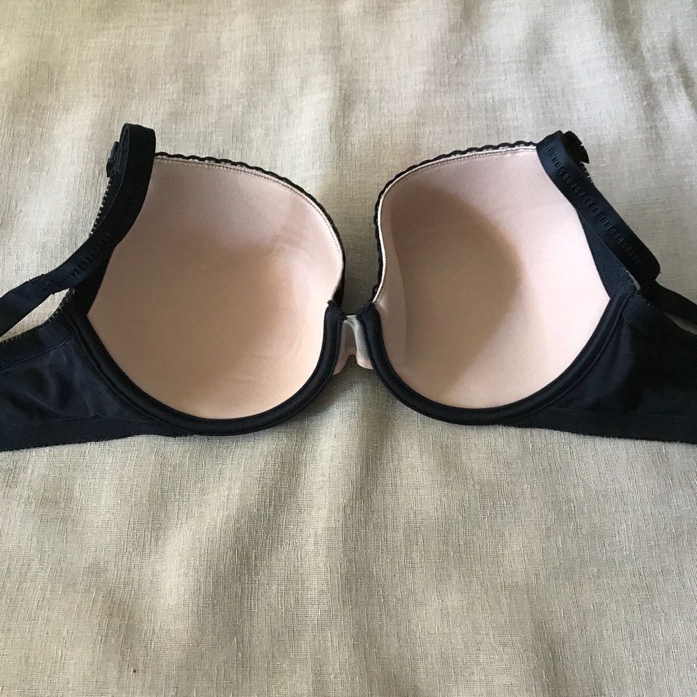 Two (2) Le Mystere Bras 36D Pin-up Heather Tshirt - Picture 7 of 8