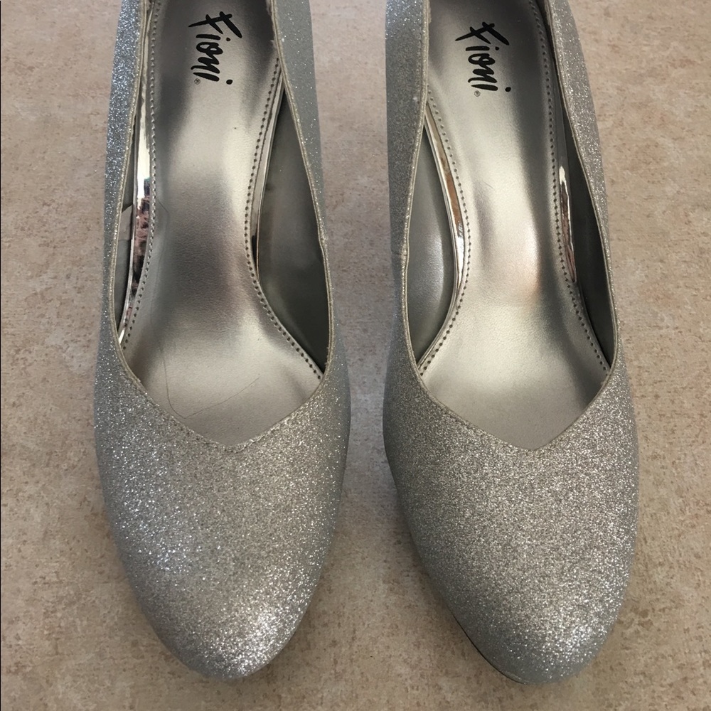 Platform heels