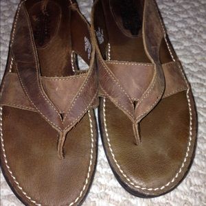 Leather Maine Woods leather sandals