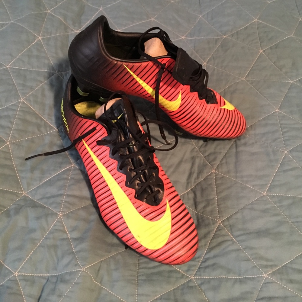 Men's Nike Mercurial Vapor cleats