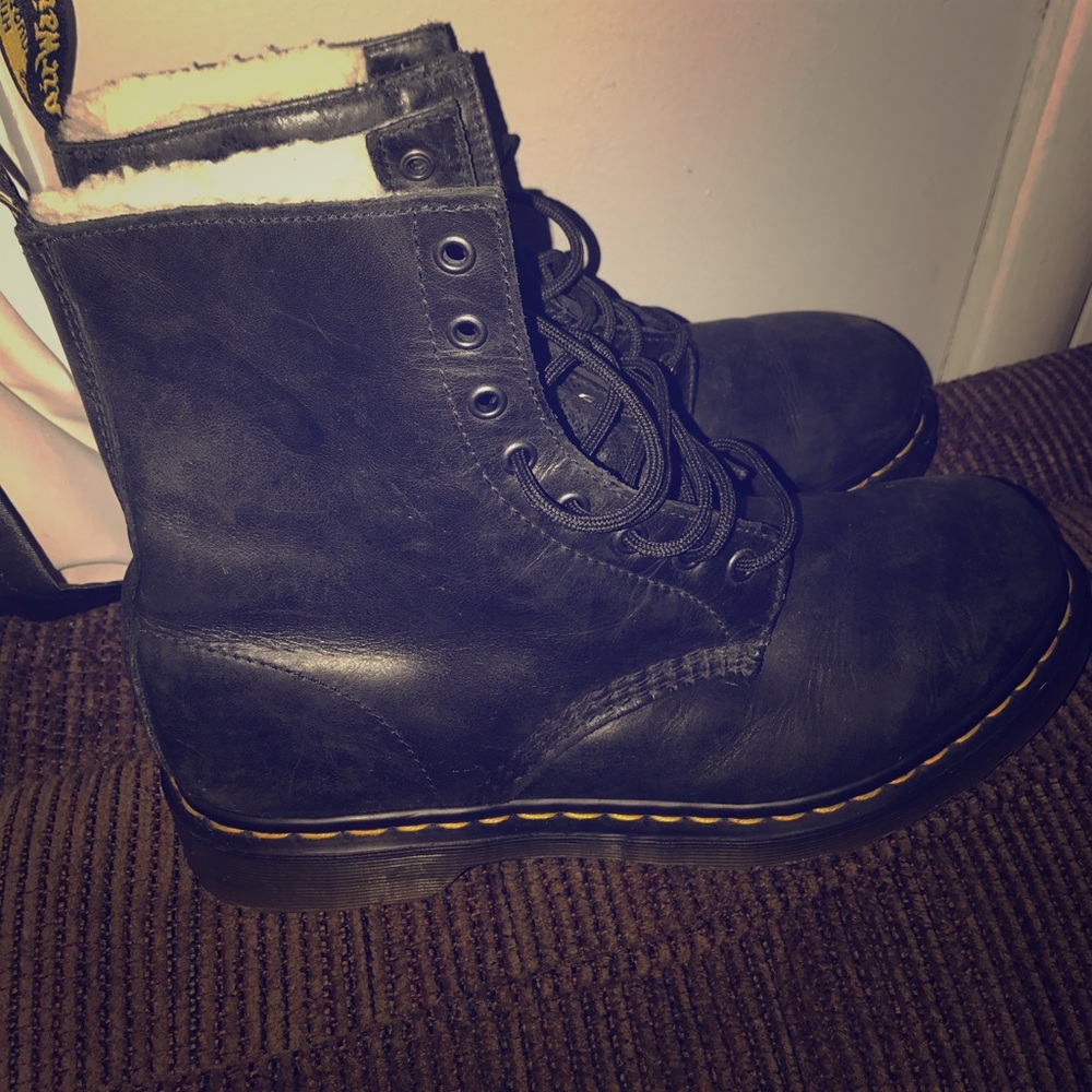 Dr. Marten's boot with faux fur lining