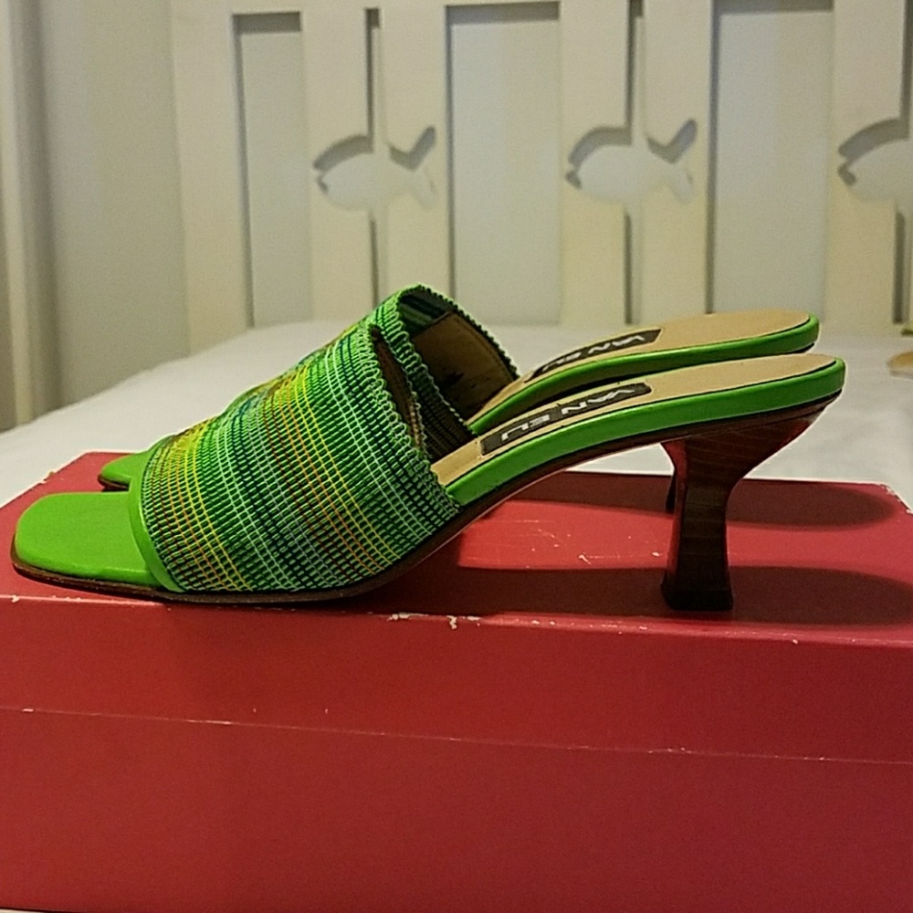 Vaneli Sandals in 7M