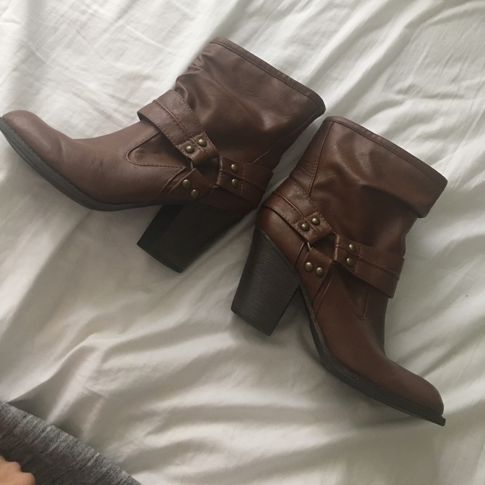 Fall boots