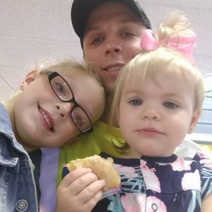 Meet your Posher, Joshua