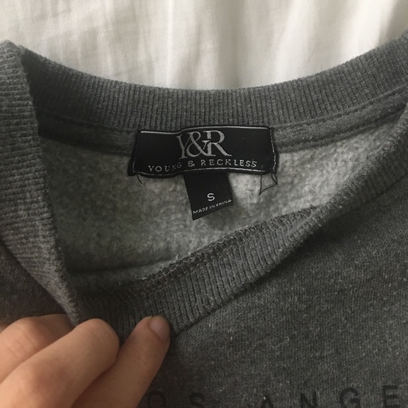 Young & reckless sweatshirt - Picture 2 of 3