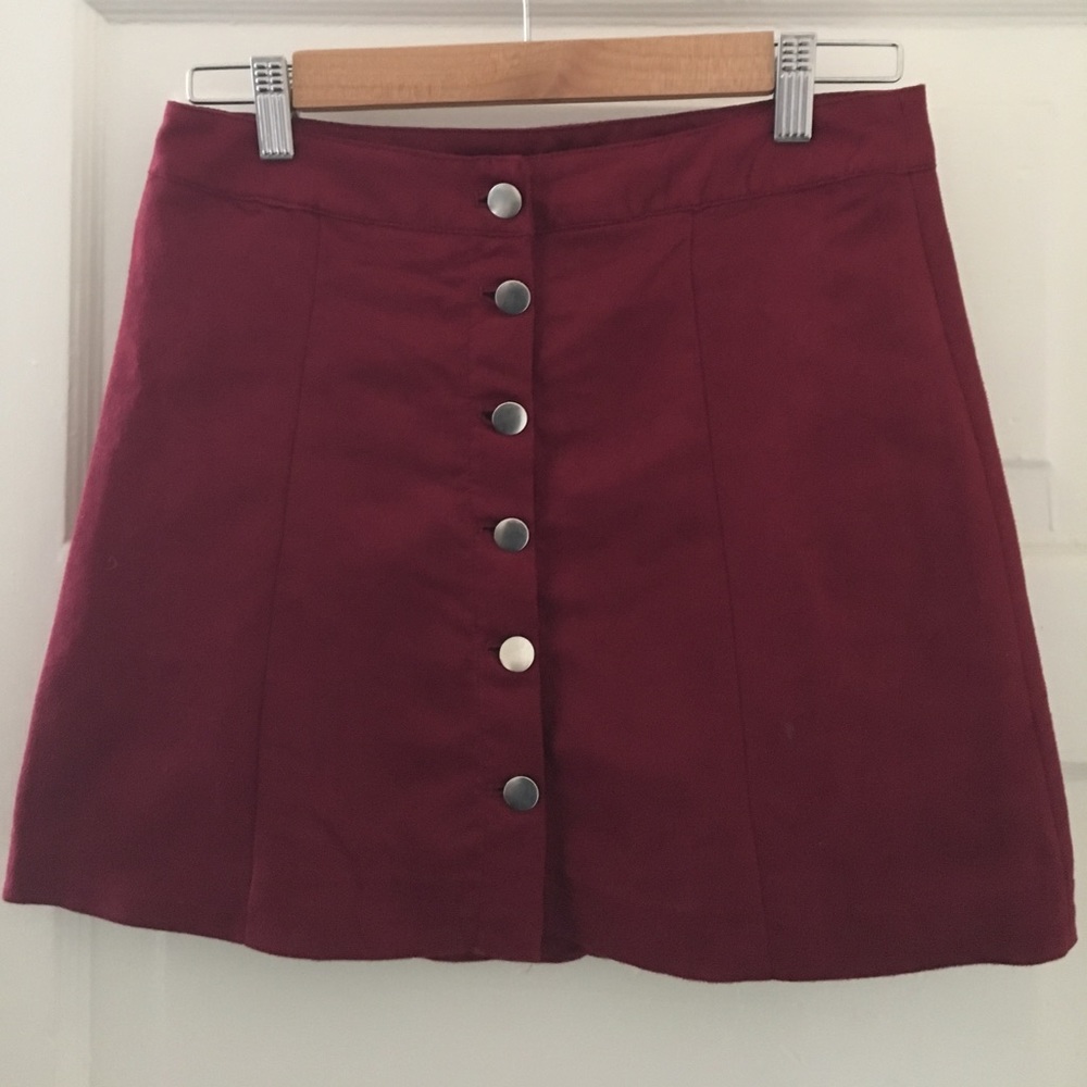 H&M maroon skirt