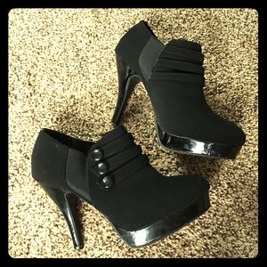 Black beauties only worn at special occasions.