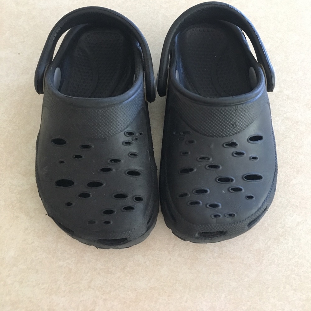 Size 5 crocs