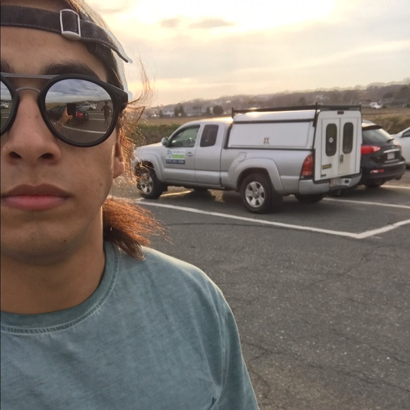 Meet your Posher, Jivan - Picture 2 of 2