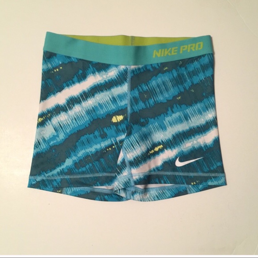 Rare Nike Pro 3"