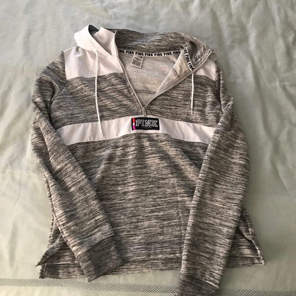 VS PINK sweater