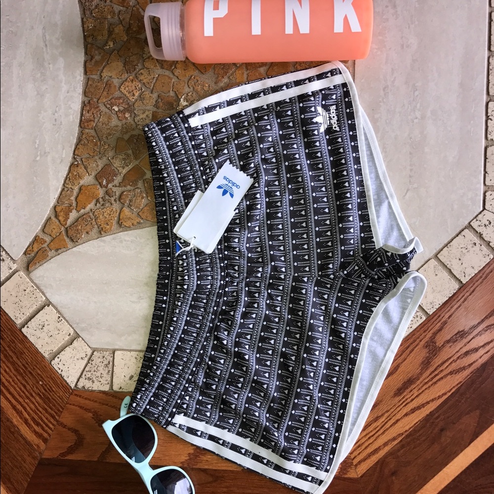 (SOLD)BRAND NEW ADIDAS SHORTS
