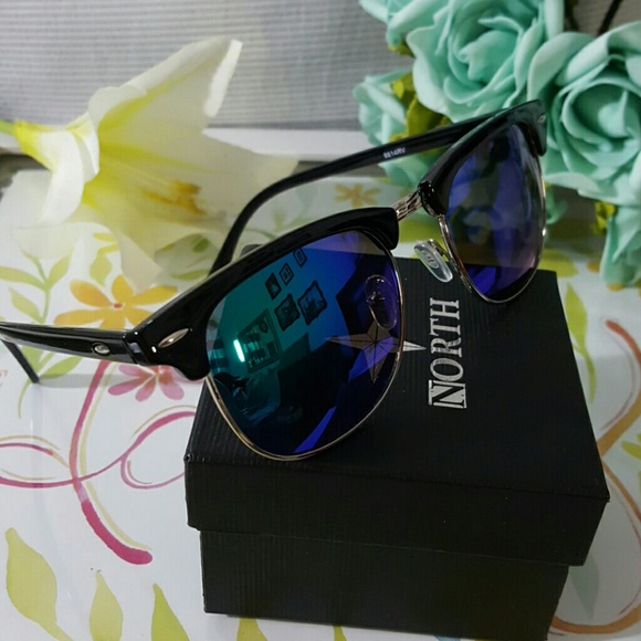 3 CLUBMASTER STYLE FASHION UNISEX LASSES
50's Re - Picture 3 of 6