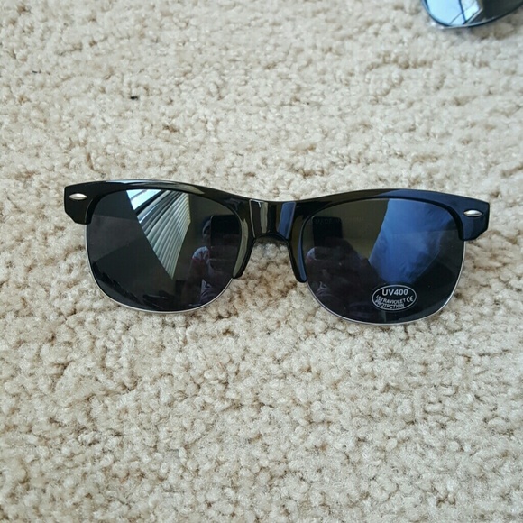 3 CLUBMASTER STYLE FASHION UNISEX LASSES
50's Re - Picture 6 of 6