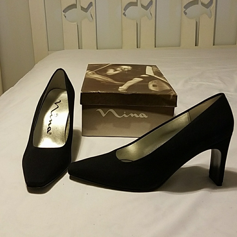 Nina Navy cloth Pump Heels 7M