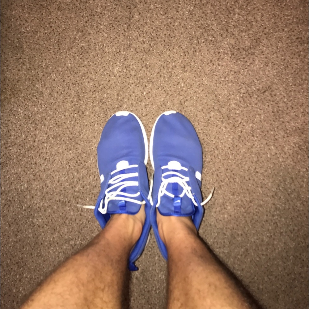 NIKE ROSHE