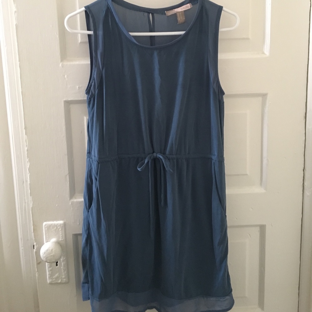 Blue dress