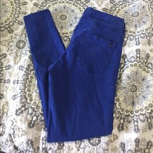 Blue skinny jeans
