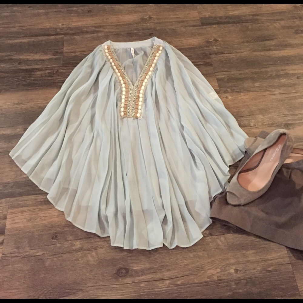 Willow + Clay Top