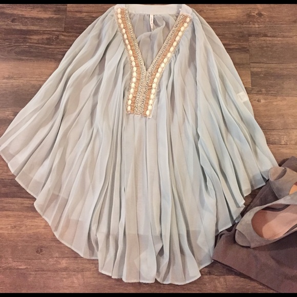 Willow + Clay Top - Picture 2 of 5