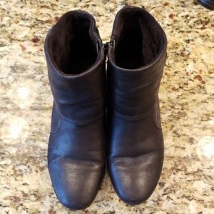 Baretrap black ankle booties.