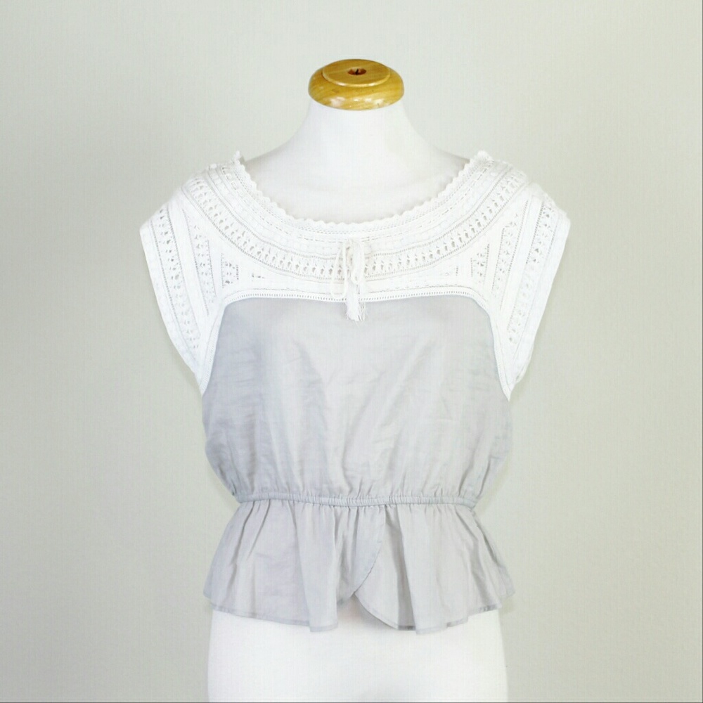 NWOT Anthro HD in Paris Dove's Wing Crochet Shell