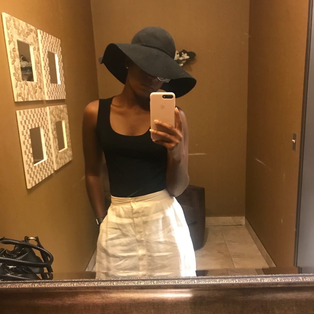 Meet your Posher, Johnnie-pearl