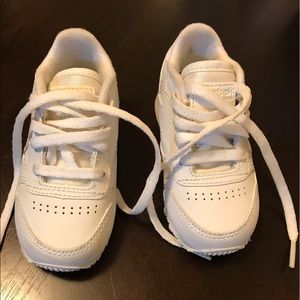 White rebock sneakers toddlers