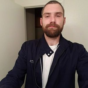 Meet your Posher, Max