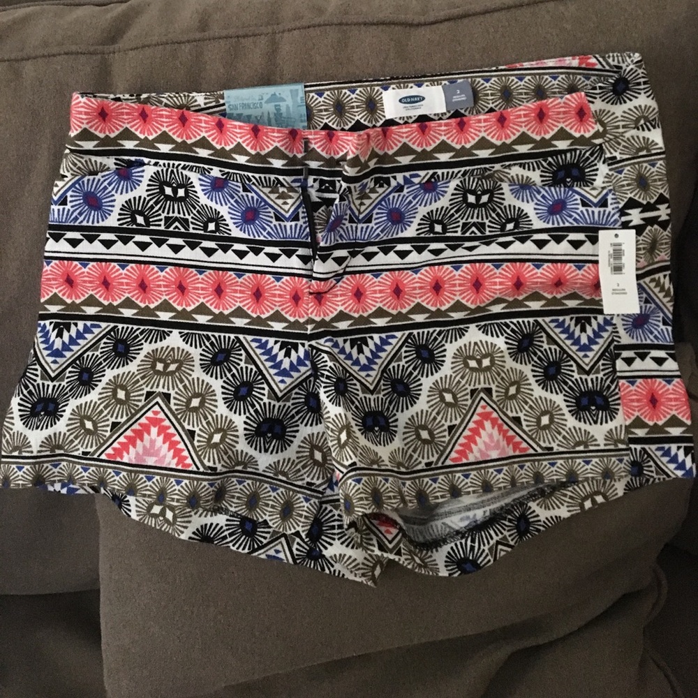 Size 2 Old Navy shorts with fun pattern NWT