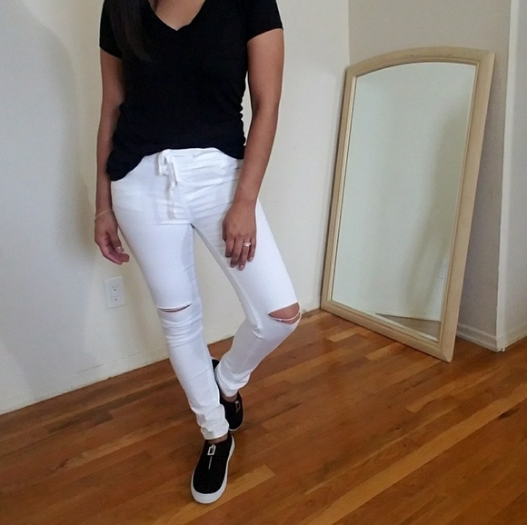 💦LAST ONE💦WHITE SLIT KNEE TWILL JOGGER - Picture 2 of 5