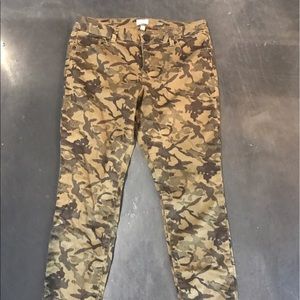 Camo low rise skinny