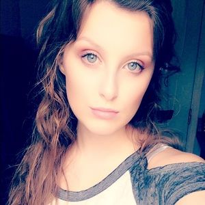 Meet your Posher, Jaslynn