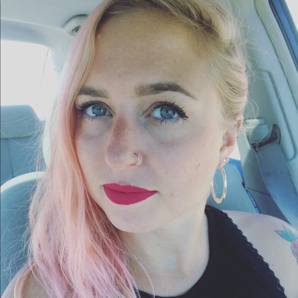 Meet your Posher, Haley